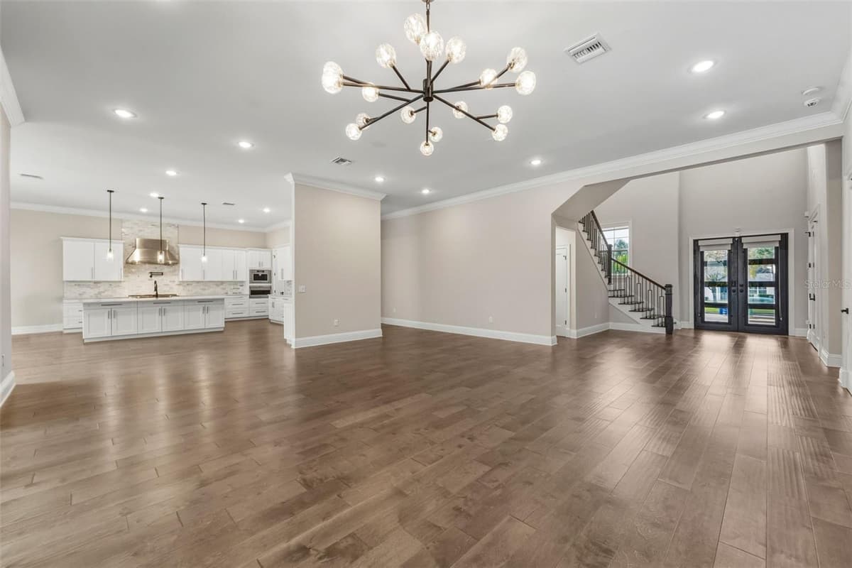 481 DAVIS BOULEVARD — photo 14 of 77
