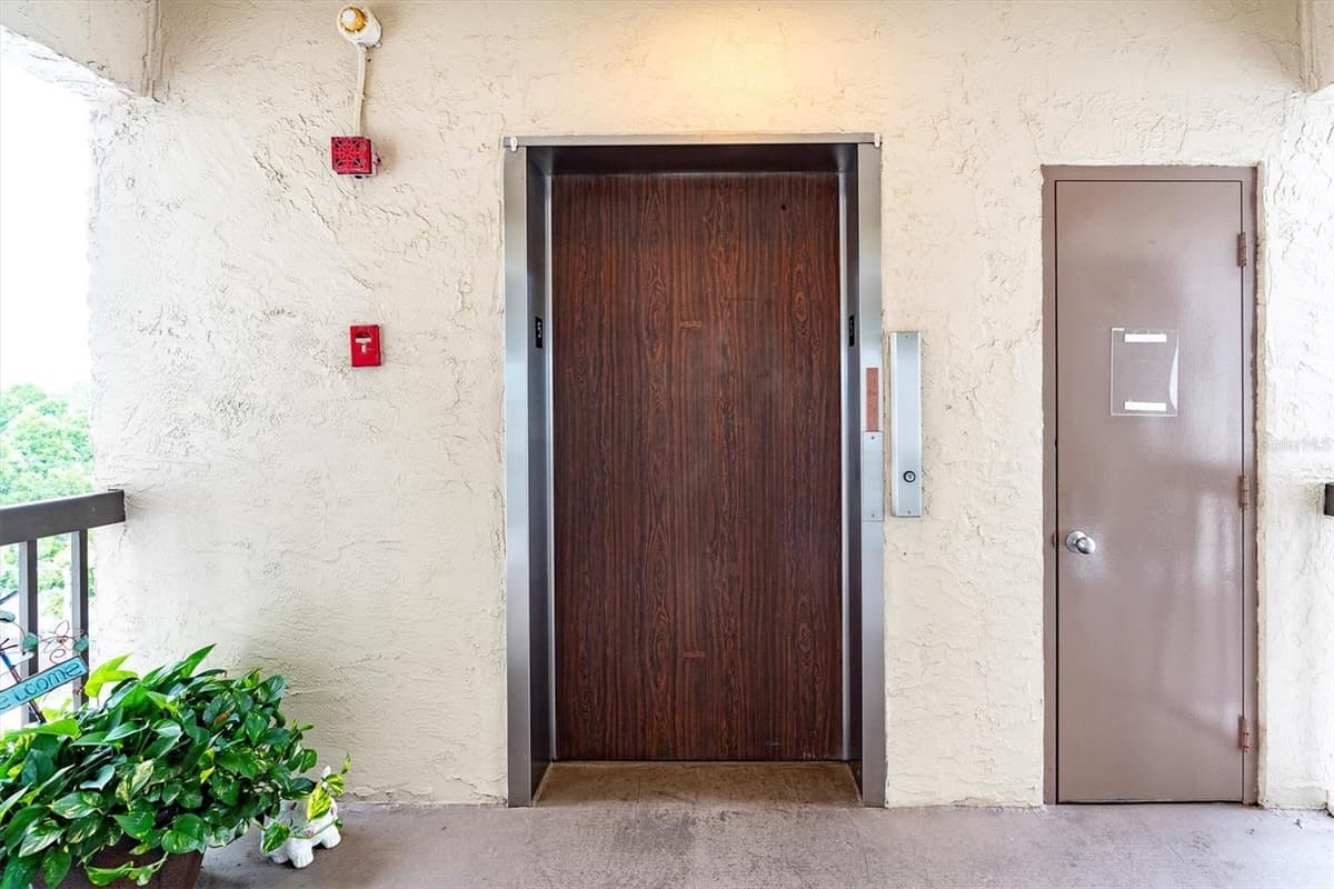 8198 TERRACE GARDEN DRIVE — photo 48 of 63