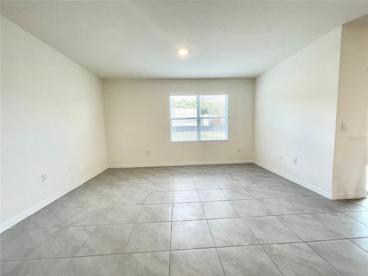 5610 GALLOPING DRIVE — photo 13 of 26