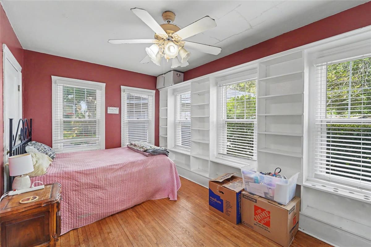 6100 3RD AVENUE — photo 21 of 49