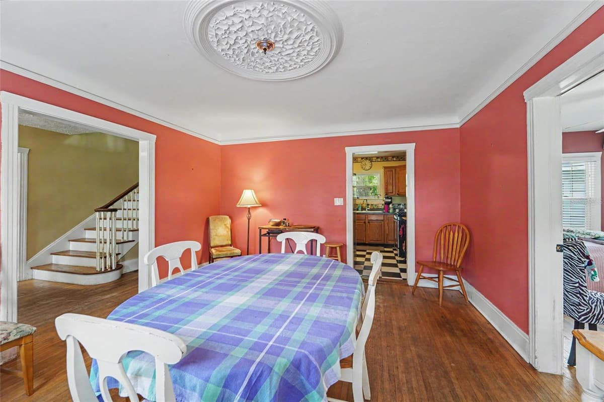 6100 3RD AVENUE — photo 18 of 49