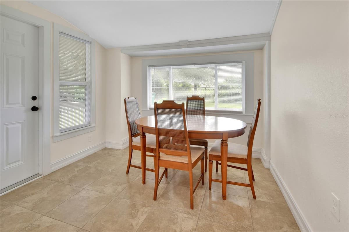 903 NEW YORK AVENUE — photo 13 of 54