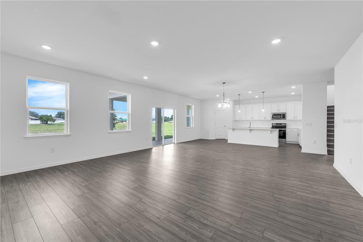 3936 TRIPLE CROWN LOOP — photo 6 of 36
