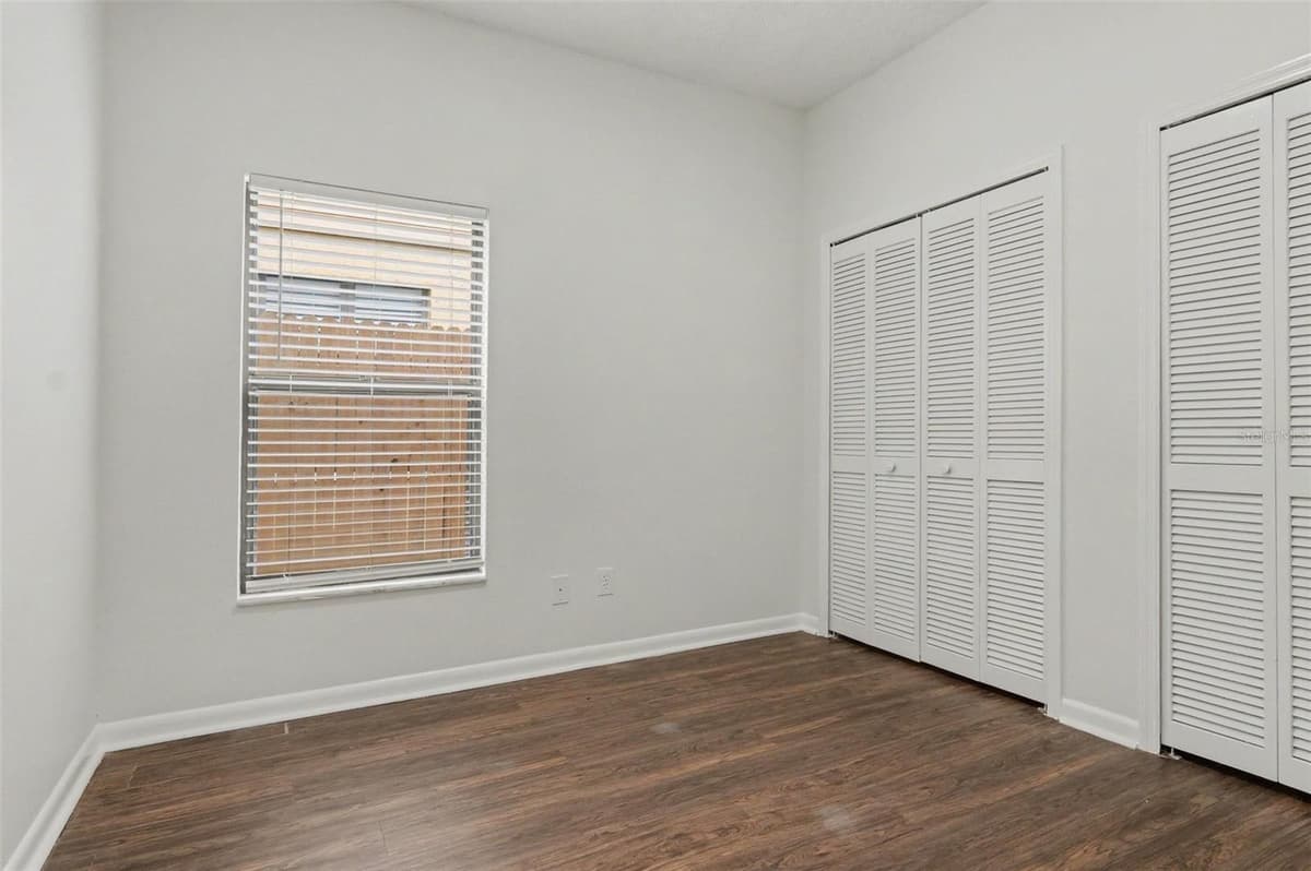 1097 COVINGTON STREET — photo 11 of 15