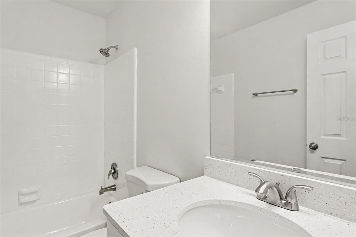 1097 COVINGTON STREET — photo 13 of 15