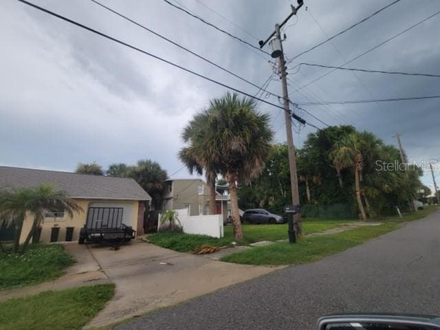 507 PHOENIX AVENUE — photo 2 of 4