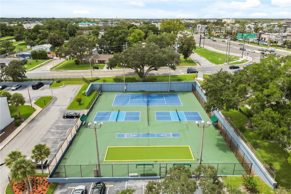 5 ESCONDIDO CIRCLE — photo 36 of 45