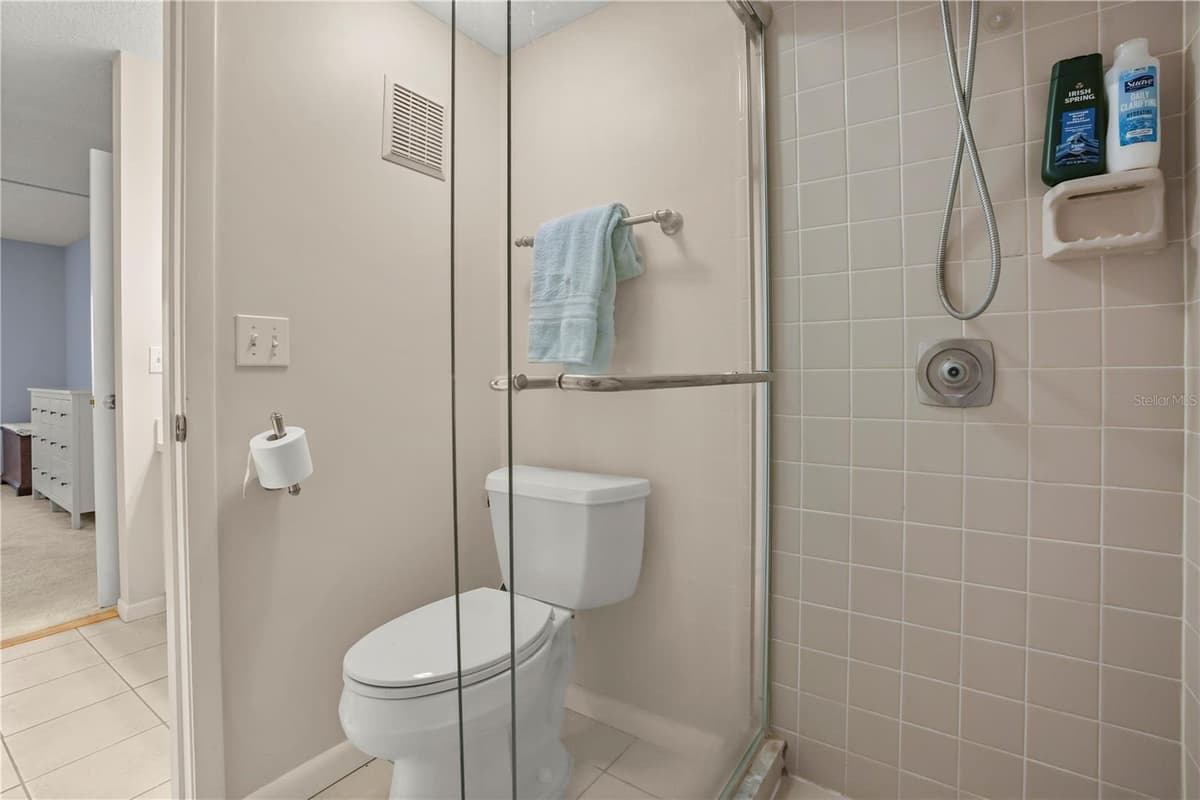 5 ESCONDIDO CIRCLE — photo 17 of 45