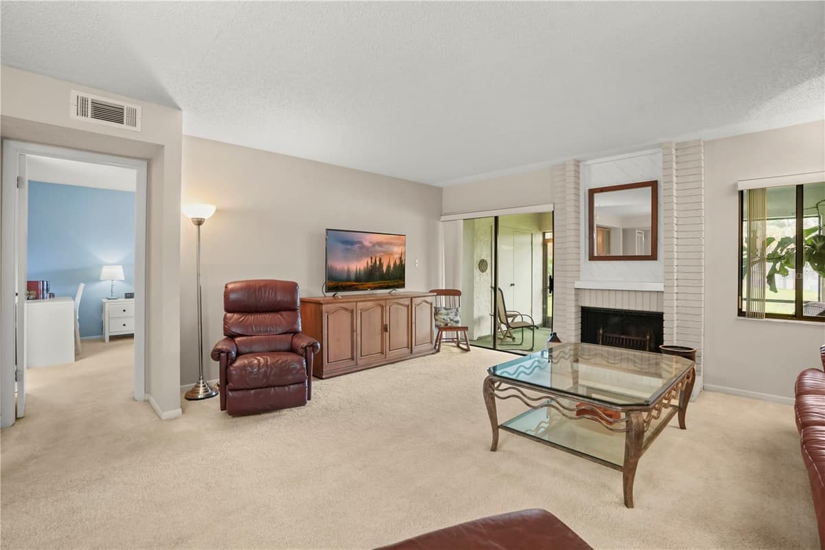 5 ESCONDIDO CIRCLE — photo 13 of 45