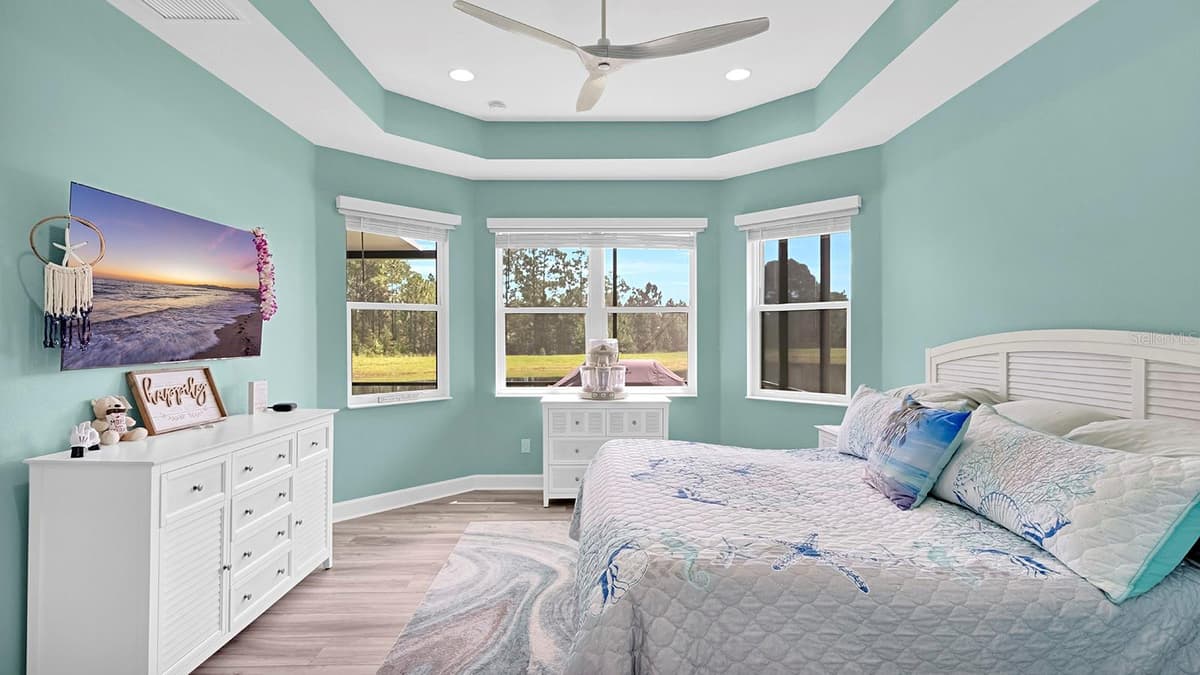 761 MARGARITAVILLE AVENUE — photo 27 of 45
