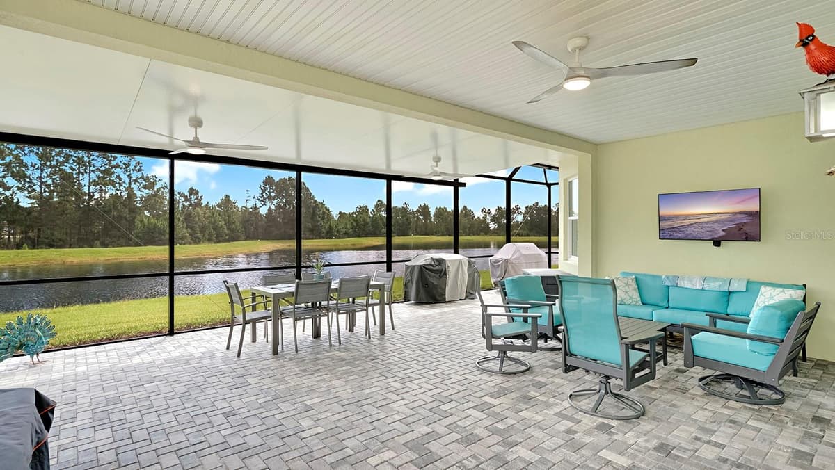 761 MARGARITAVILLE AVENUE — photo 37 of 45