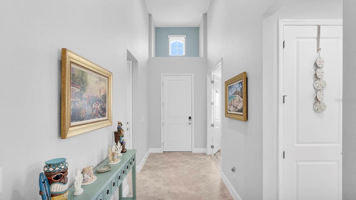 761 MARGARITAVILLE AVENUE — photo 6 of 45