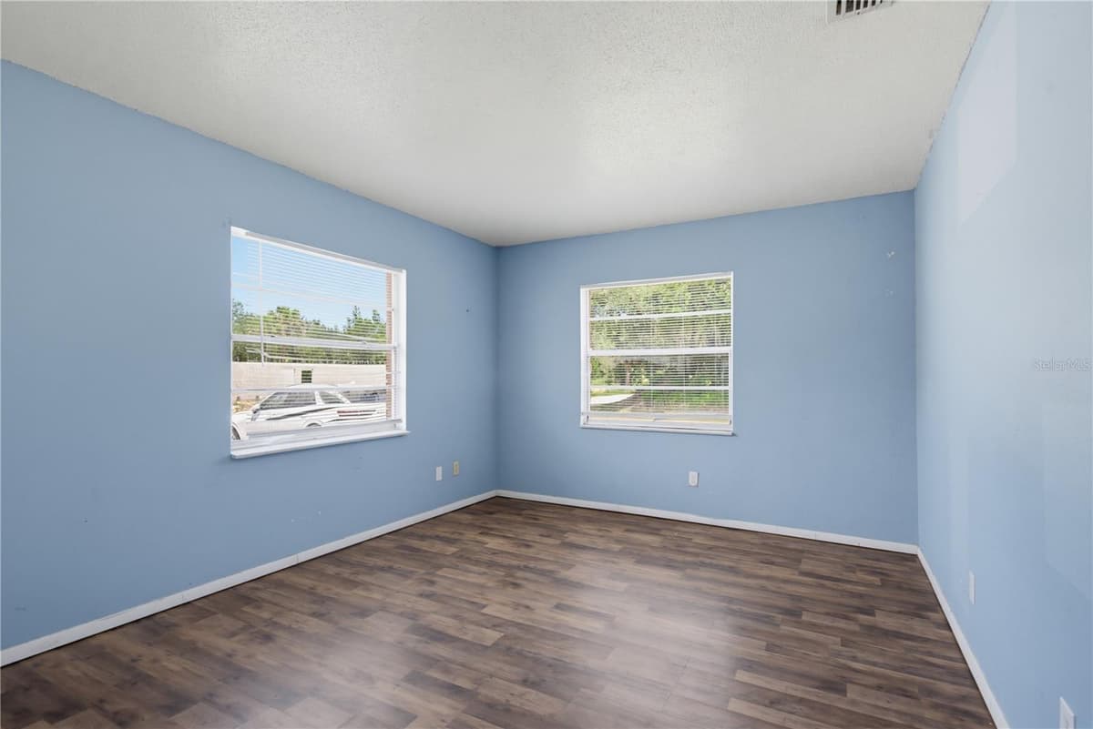 656 WILLIAMSBURG DRIVE — photo 17 of 21