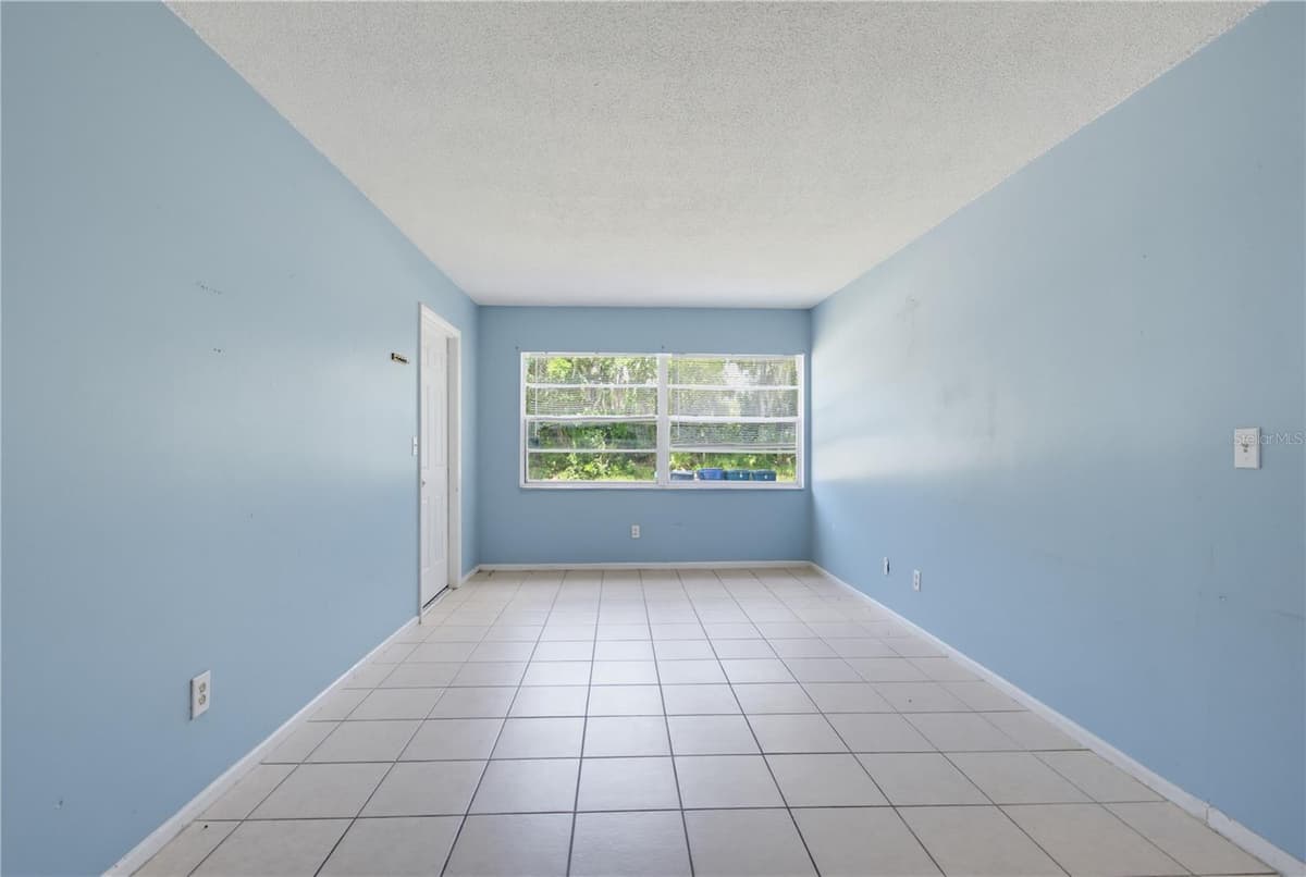 656 WILLIAMSBURG DRIVE — photo 21 of 21