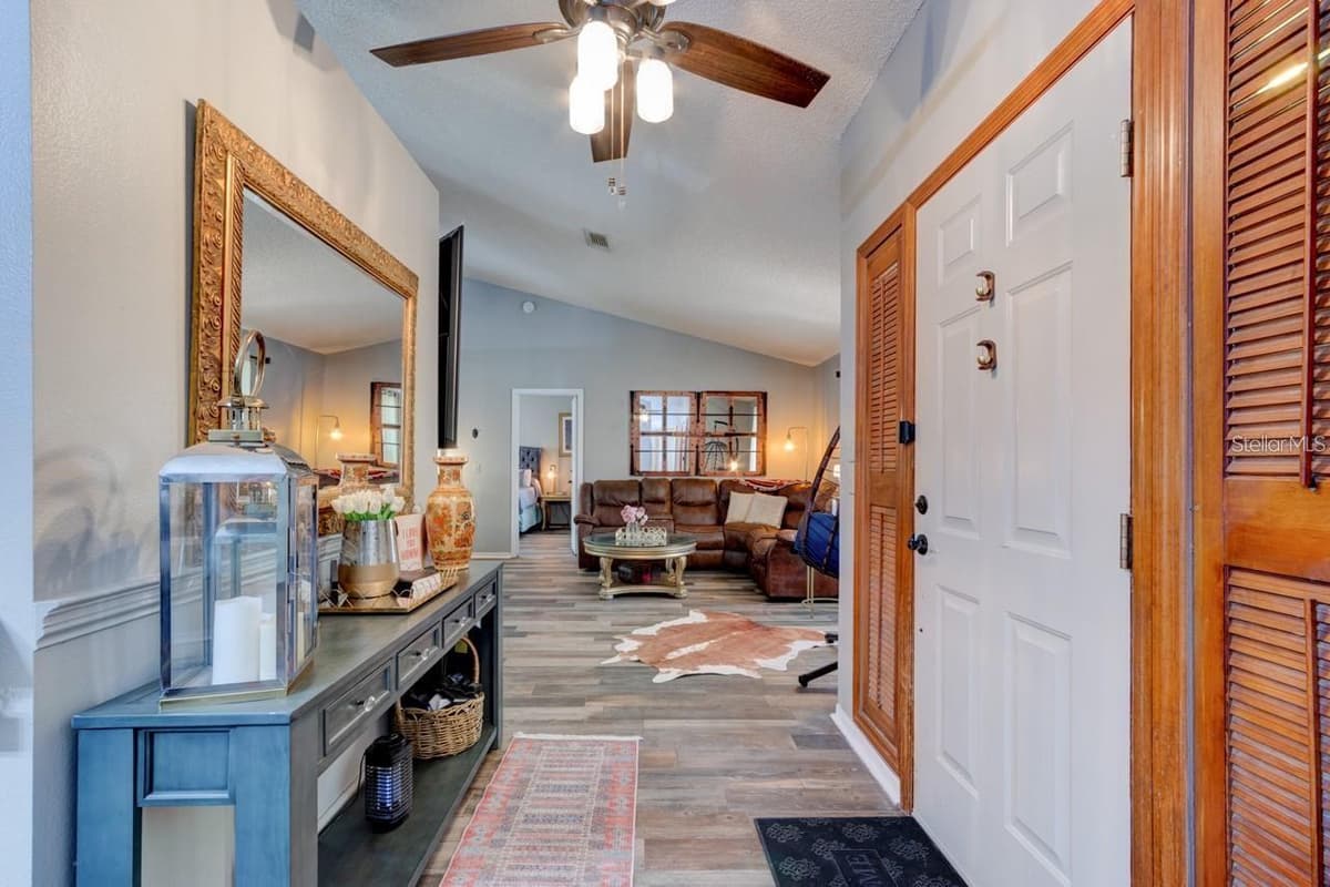 3237 NEWMARK DRIVE — photo 3 of 22