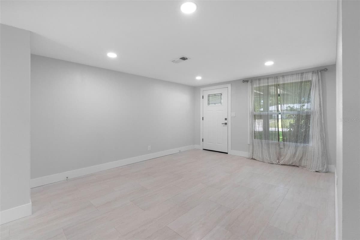 11478 92ND STREET — photo 8 of 31