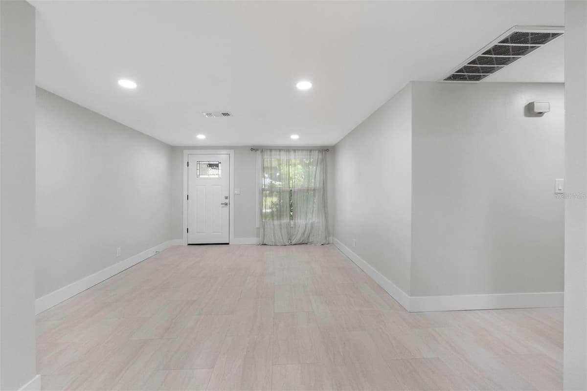 11478 92ND STREET — photo 7 of 31
