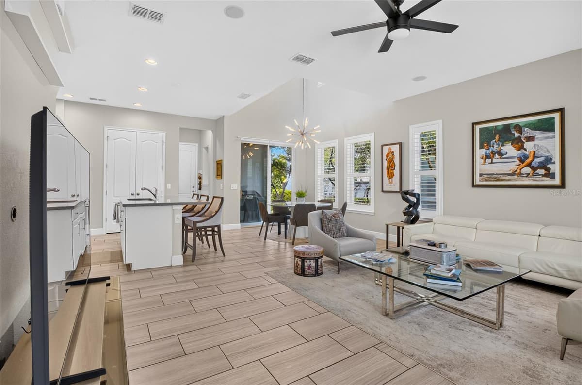 8163 UPPER PERSE CIRCLE — photo 9 of 27