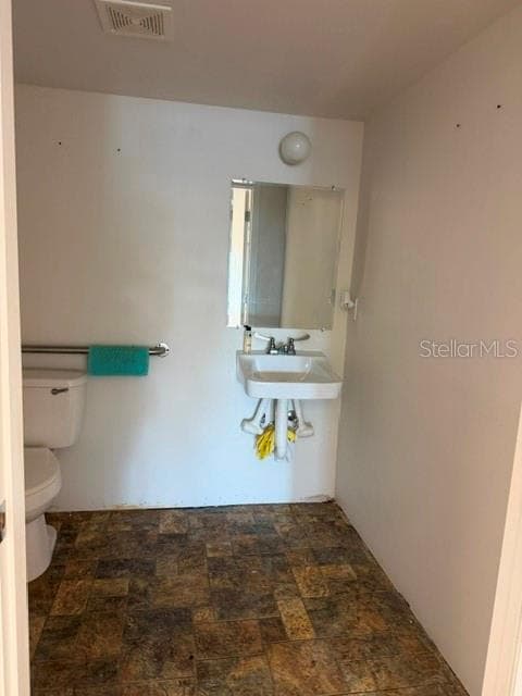 379 BROADWAY STREET — photo 8 of 10