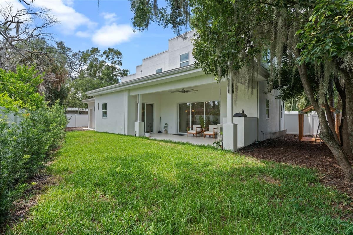 1320 ORCHID AVENUE — photo 27 of 33