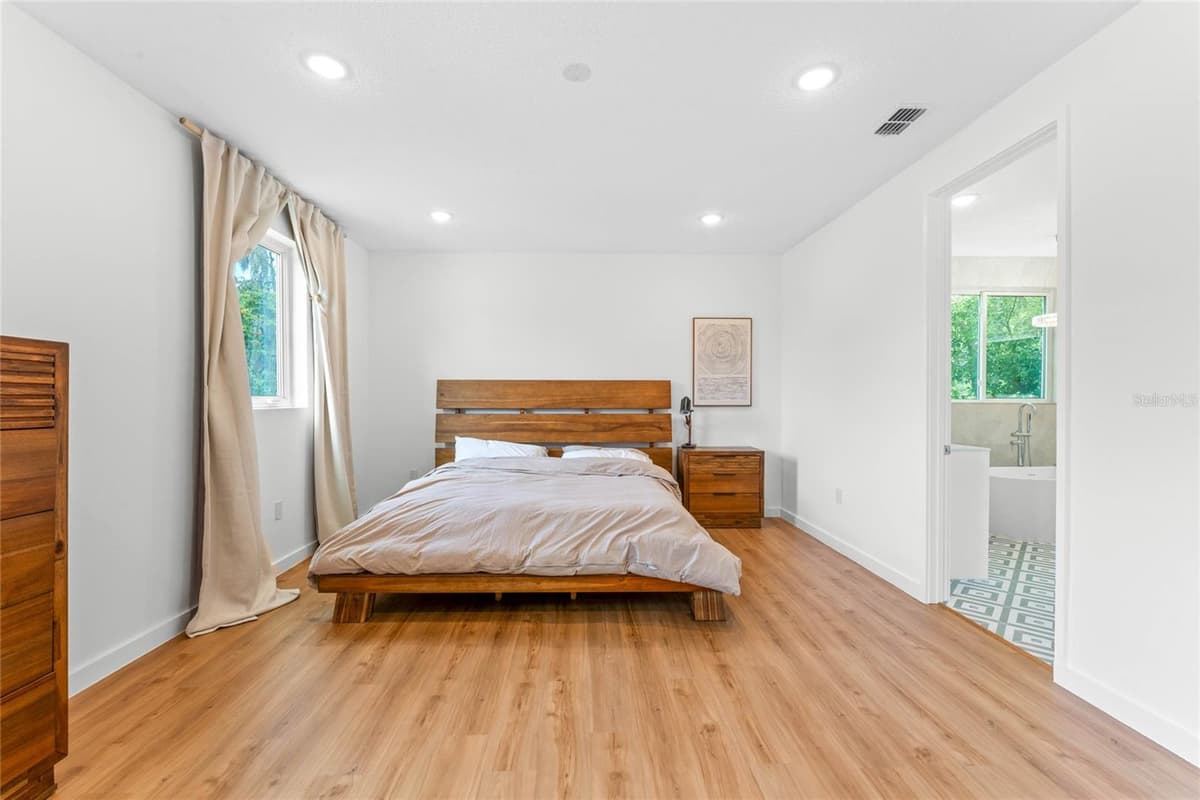 1320 ORCHID AVENUE — photo 18 of 33