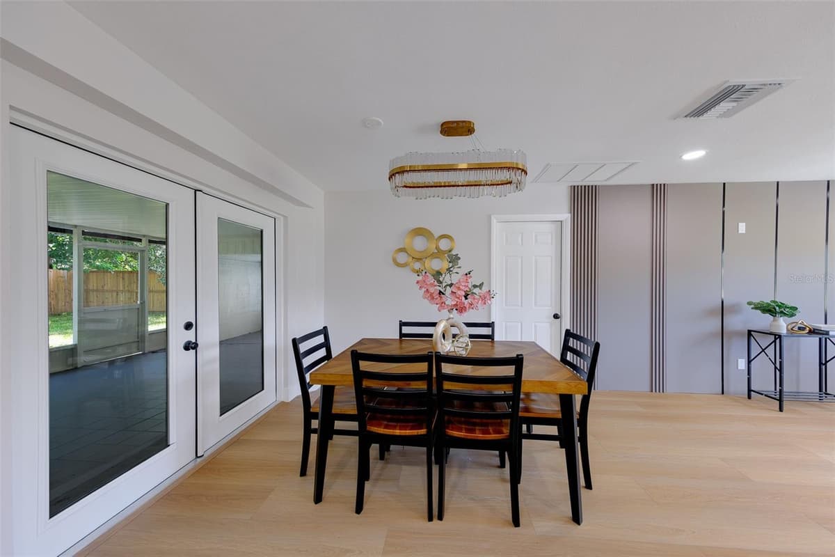 471 SIERRA CIRCLE — photo 9 of 79