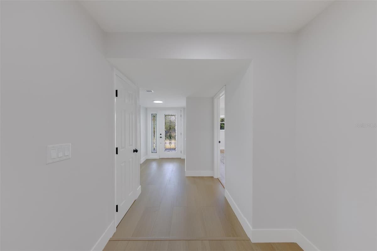 471 SIERRA CIRCLE — photo 4 of 79