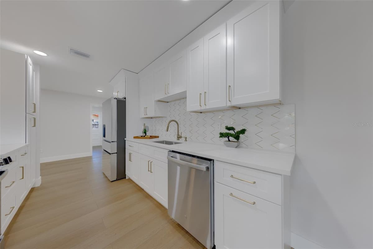 471 SIERRA CIRCLE — photo 17 of 79