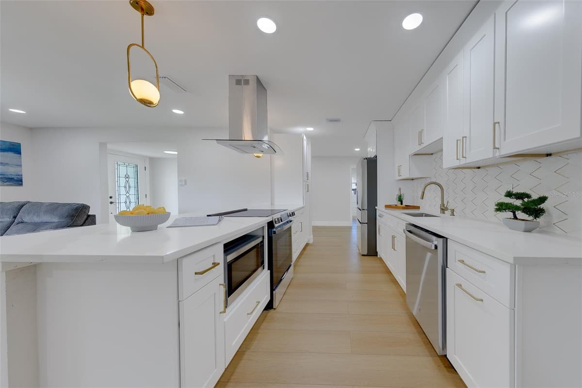 471 SIERRA CIRCLE — photo 13 of 79