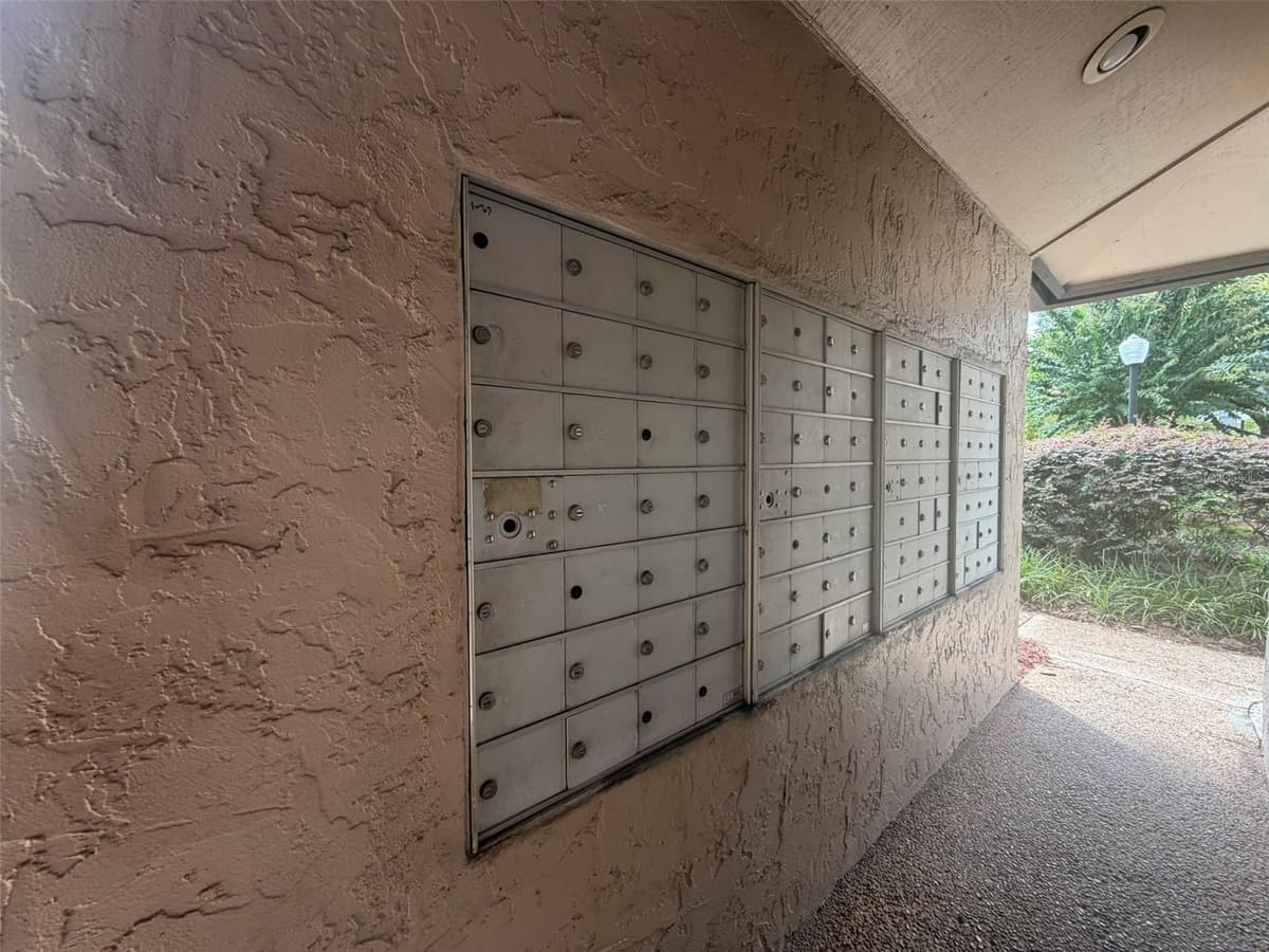 3020 ANTIQUE OAKS CIRCLE — photo 21 of 21