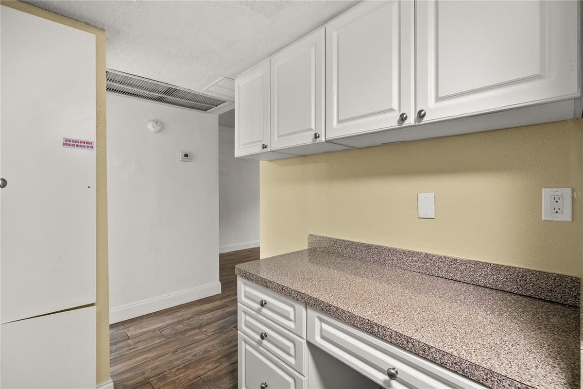 109 OYSTER BAY CIRCLE — photo 28 of 52