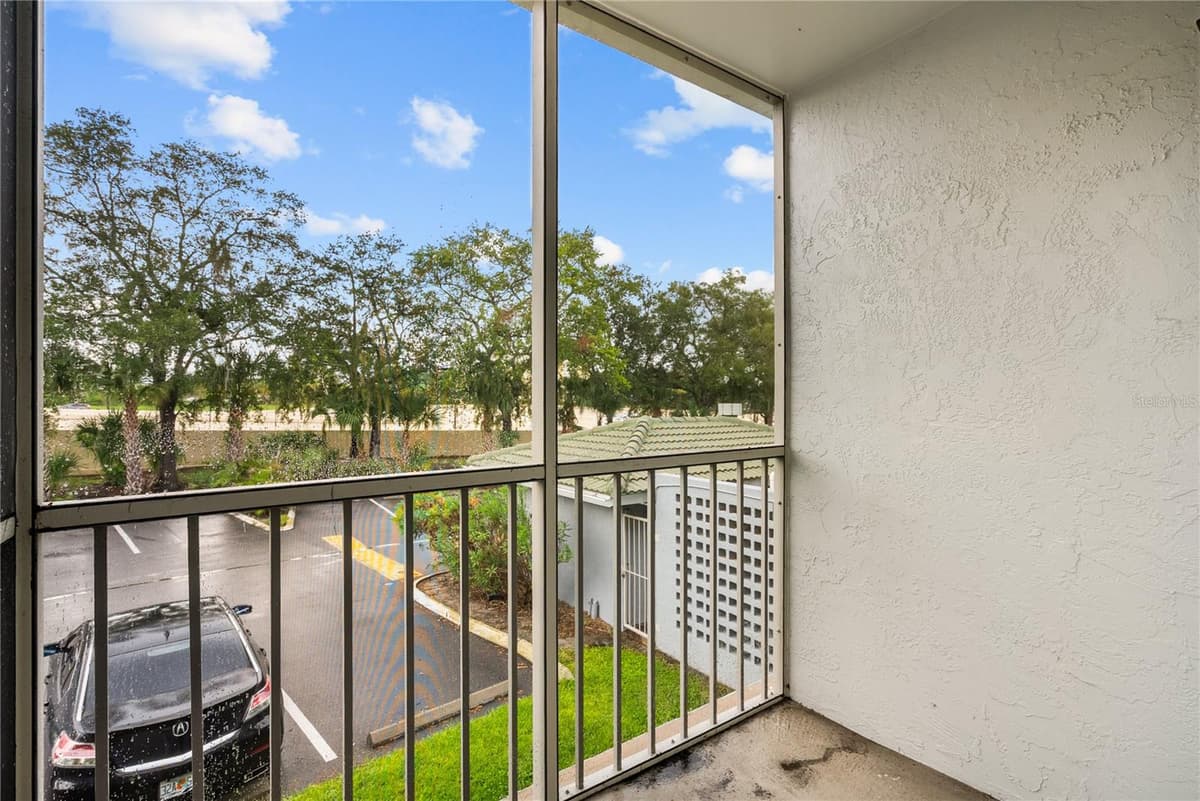 109 OYSTER BAY CIRCLE — photo 7 of 52