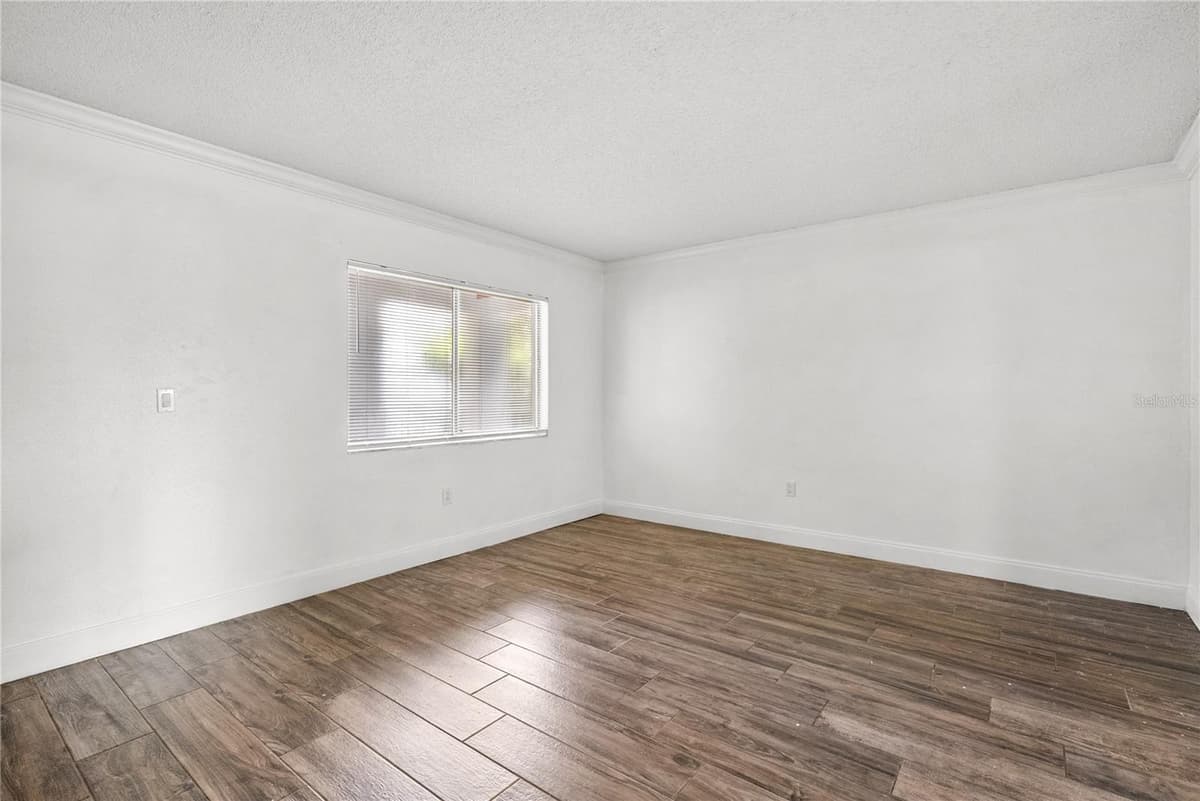 109 OYSTER BAY CIRCLE — photo 38 of 52