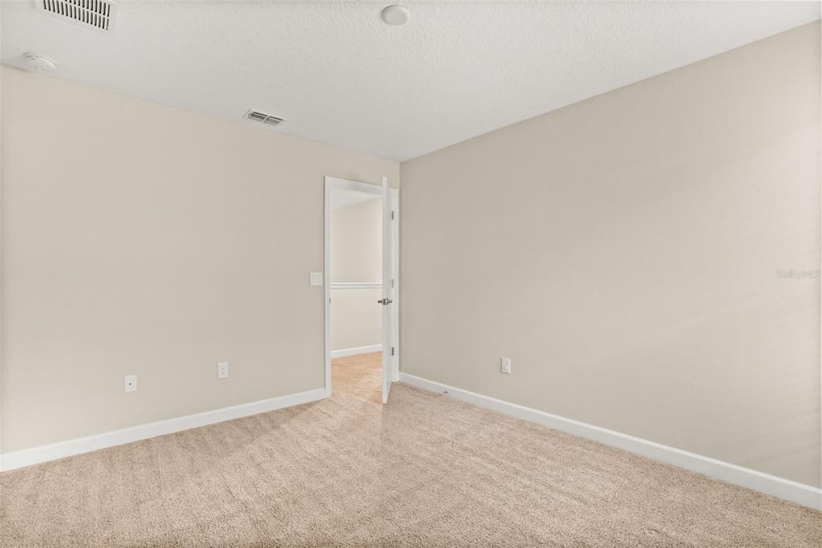 7608 SUMMERLAKE GROVES ST — photo 21 of 42