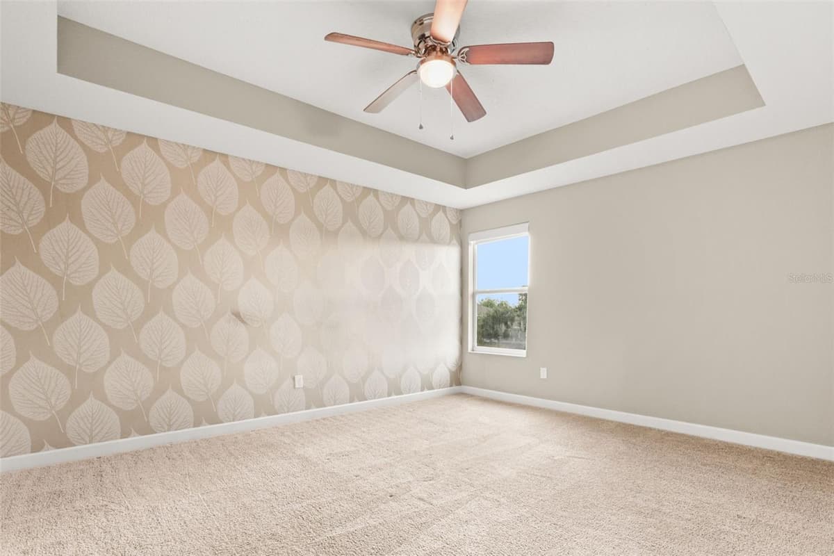 7608 SUMMERLAKE GROVES ST — photo 4 of 42