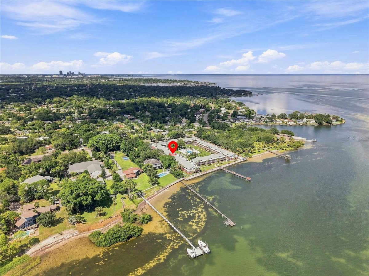 650 PINELLAS POINT DRIVE — photo 36 of 38