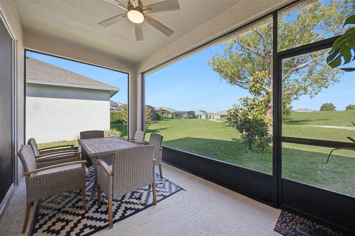 10053 SPRING LAKE DRIVE — photo 24 of 33