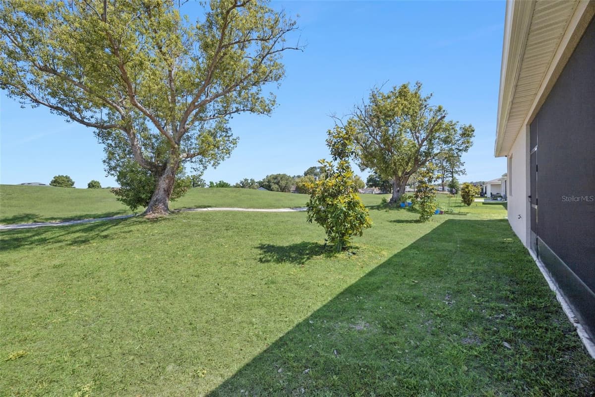 10053 SPRING LAKE DRIVE — photo 27 of 33