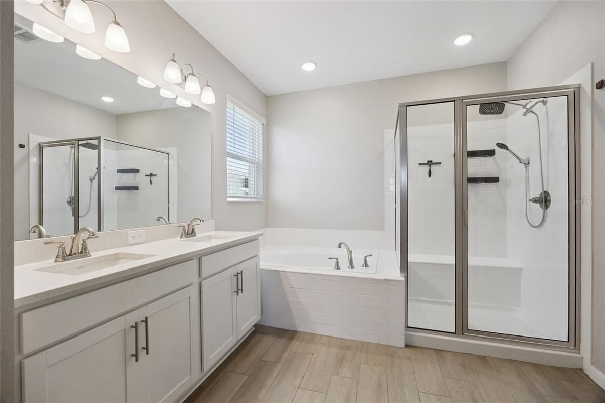 10053 SPRING LAKE DRIVE — photo 14 of 33
