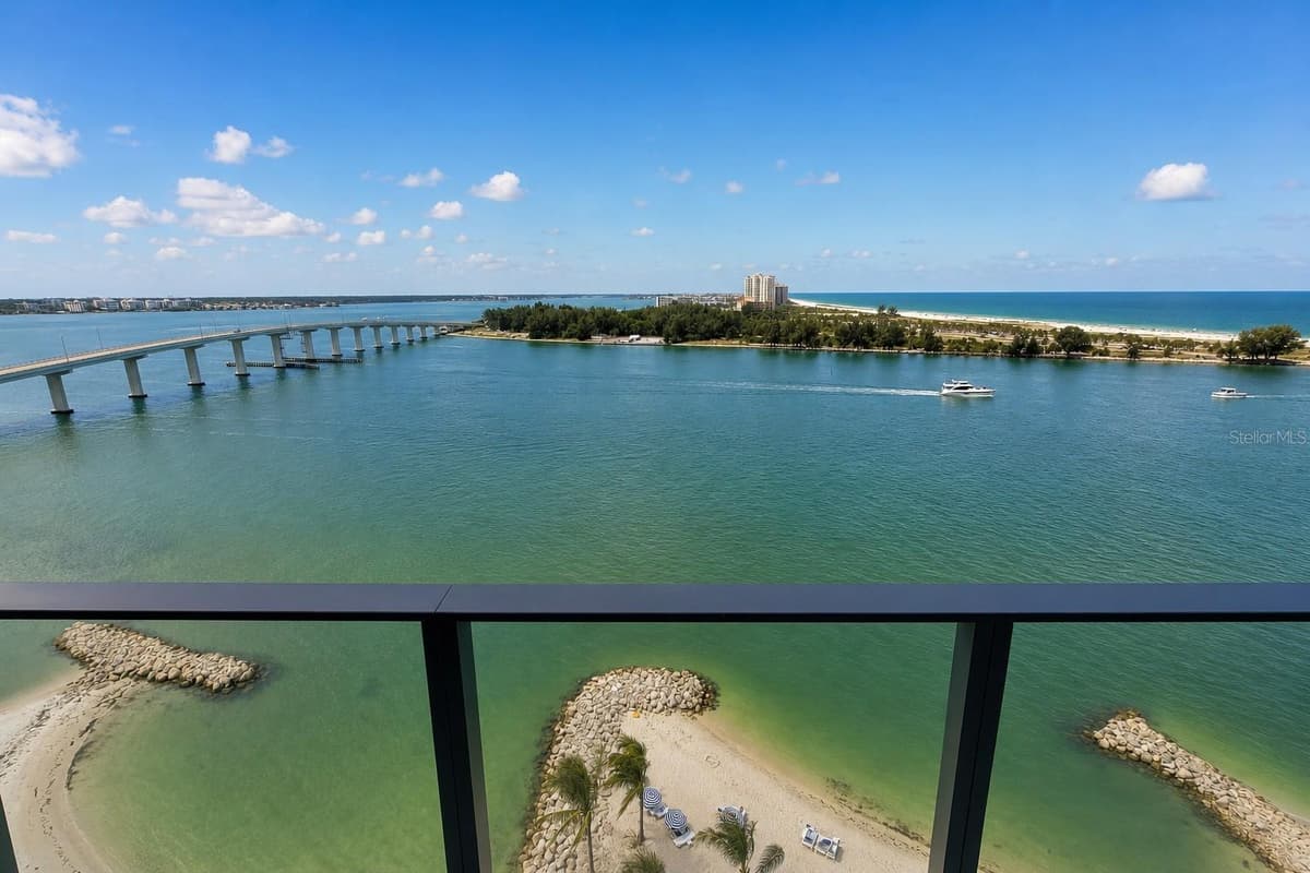 691 GULFVIEW BOULEVARD — photo 43 of 56