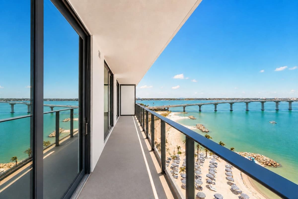 691 GULFVIEW BOULEVARD — photo 9 of 56