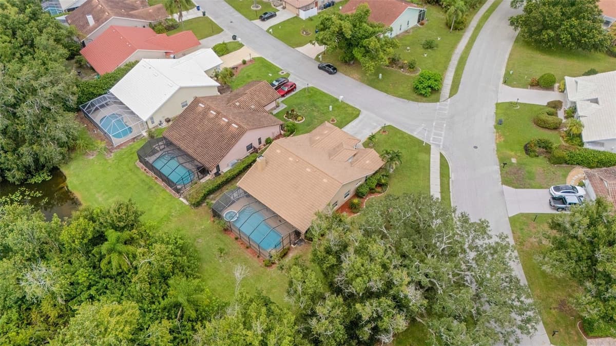 6104 NICOLE DRIVE — photo 68 of 70