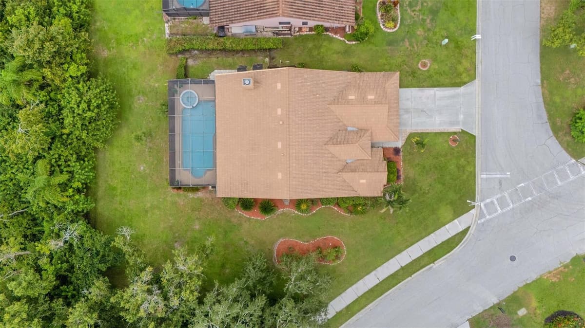6104 NICOLE DRIVE — photo 67 of 70