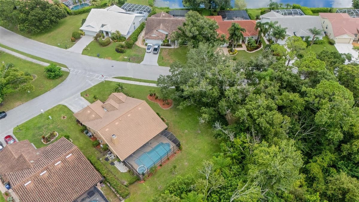 6104 NICOLE DRIVE — photo 69 of 70