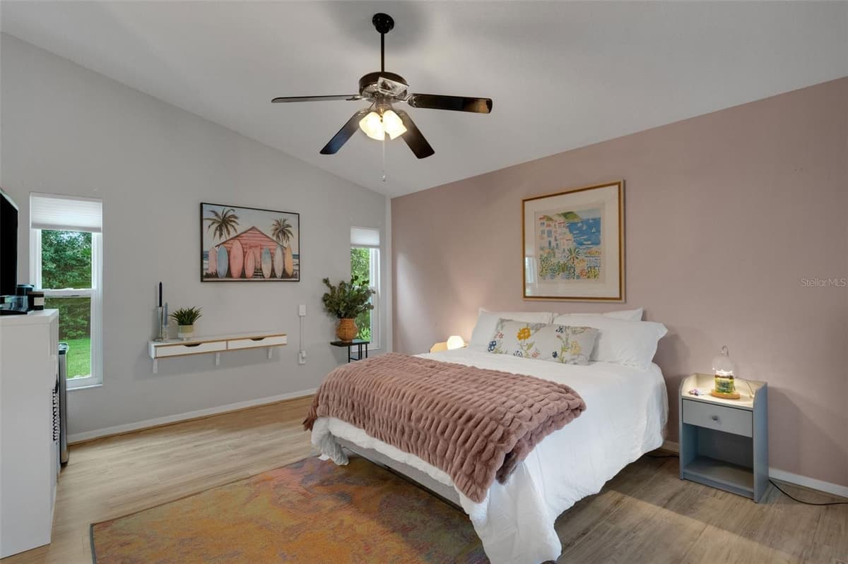 6104 NICOLE DRIVE — photo 23 of 70