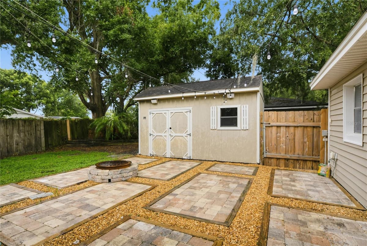 312 HORMIGAS STREET — photo 25 of 27