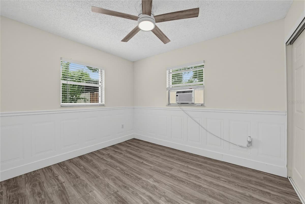 312 HORMIGAS STREET — photo 23 of 27