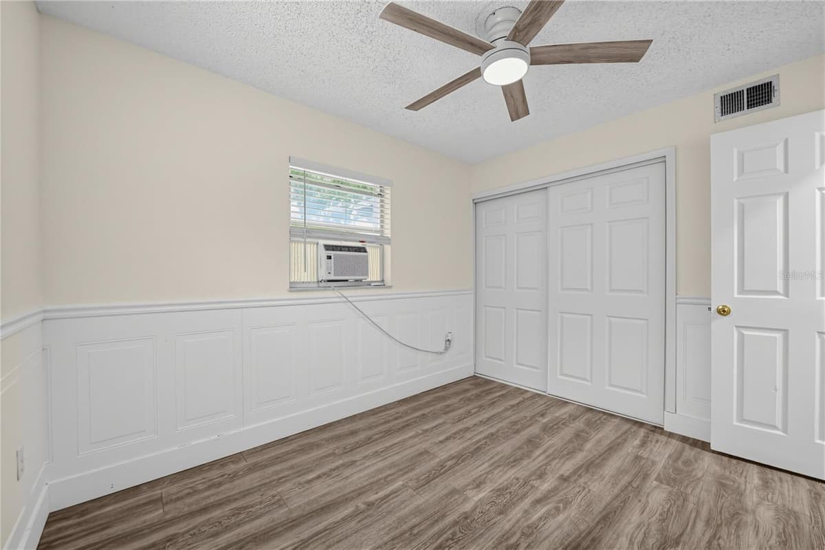 312 HORMIGAS STREET — photo 22 of 27