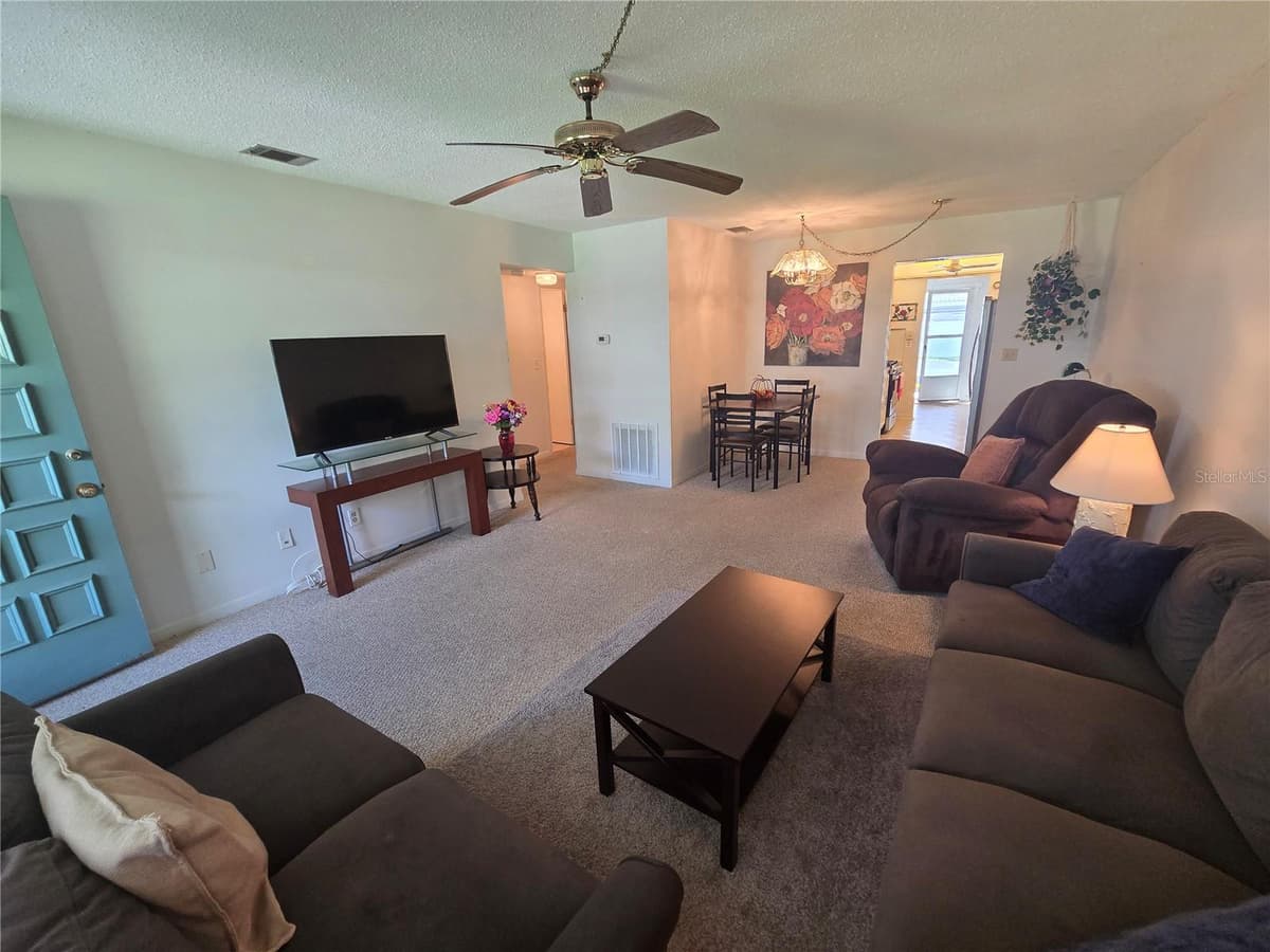 5217 81ST STREET — photo 7 of 52
