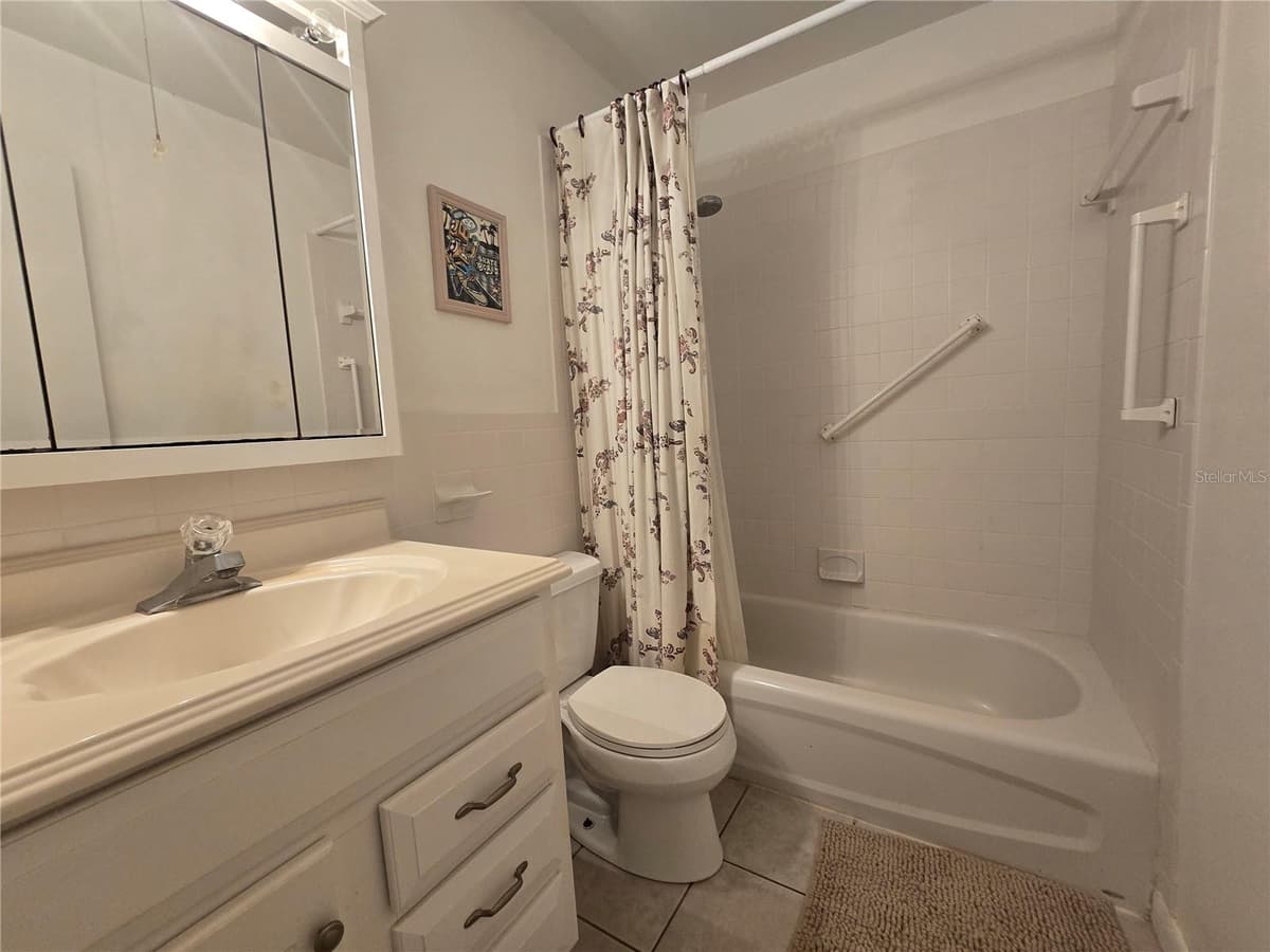 5217 81ST STREET — photo 32 of 52